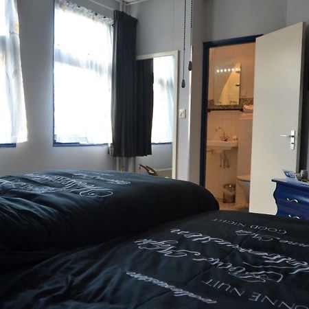 Karnemelkhuys Bed & Breakfast เอนเคาเซิน ภายนอก รูปภาพ