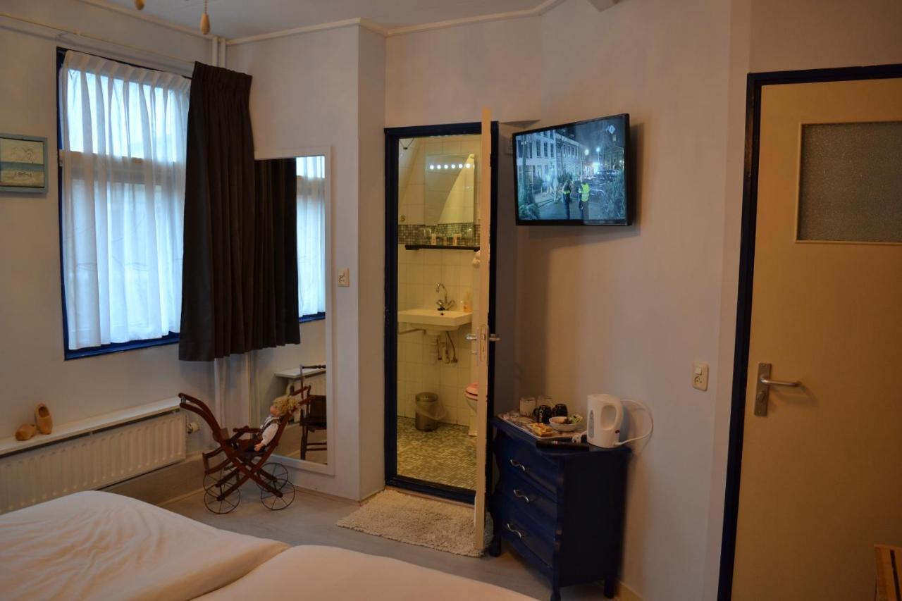 Karnemelkhuys Bed & Breakfast เอนเคาเซิน ภายนอก รูปภาพ