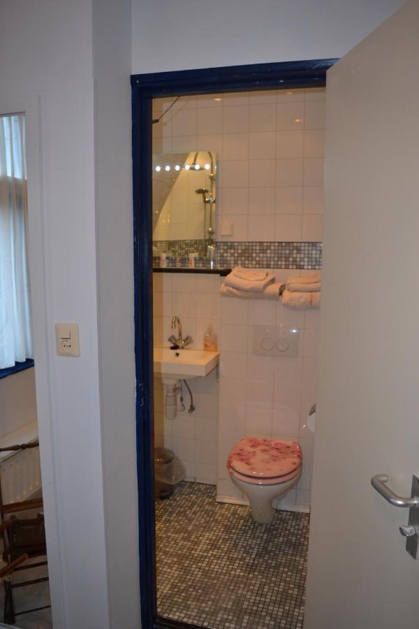 Karnemelkhuys Bed & Breakfast เอนเคาเซิน ภายนอก รูปภาพ