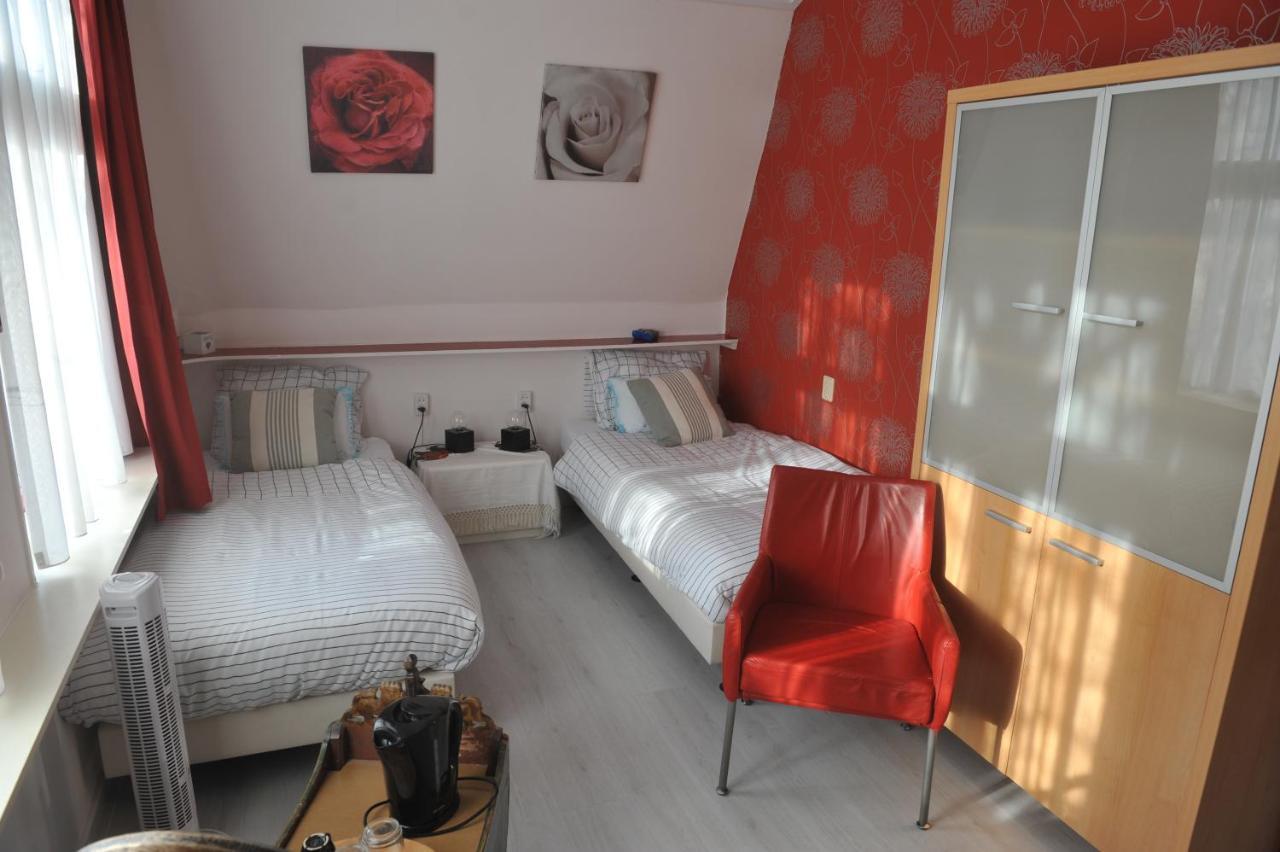 Karnemelkhuys Bed & Breakfast เอนเคาเซิน ภายนอก รูปภาพ