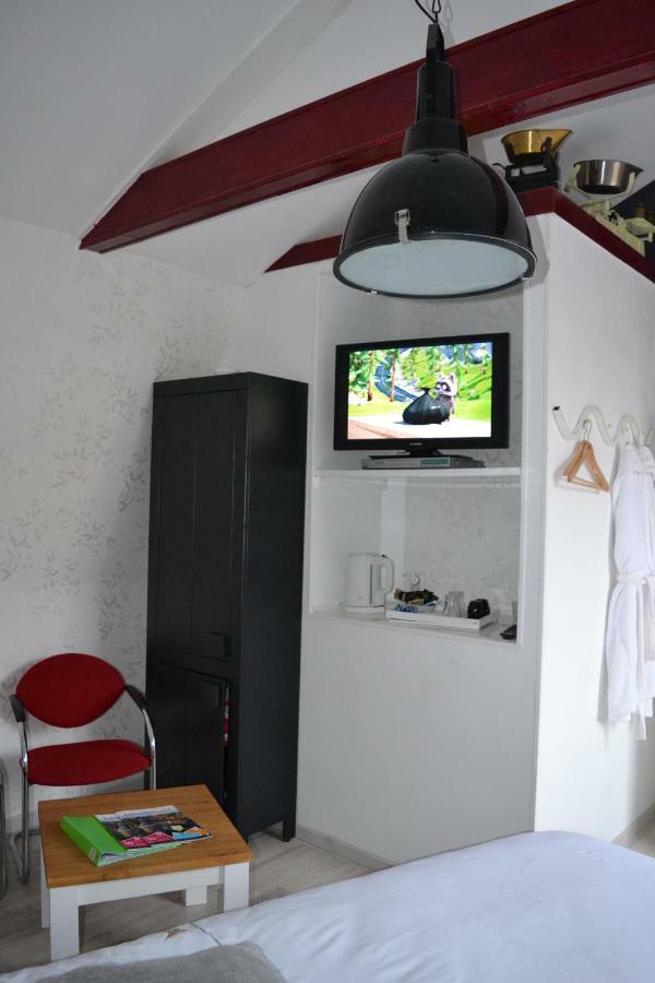 Karnemelkhuys Bed & Breakfast เอนเคาเซิน ภายนอก รูปภาพ