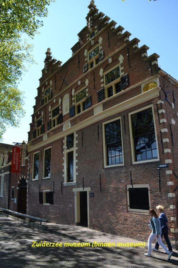 Karnemelkhuys Bed & Breakfast เอนเคาเซิน ภายนอก รูปภาพ