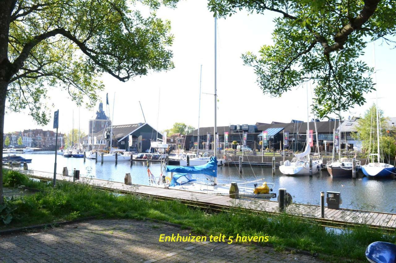 Karnemelkhuys Bed & Breakfast เอนเคาเซิน ภายนอก รูปภาพ