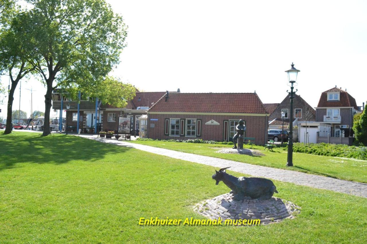 Karnemelkhuys Bed & Breakfast เอนเคาเซิน ภายนอก รูปภาพ